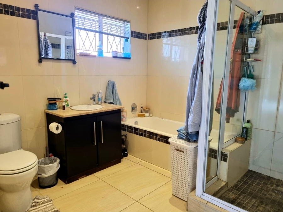 4 Bedroom Property for Sale in Monument Heights Northern Cape